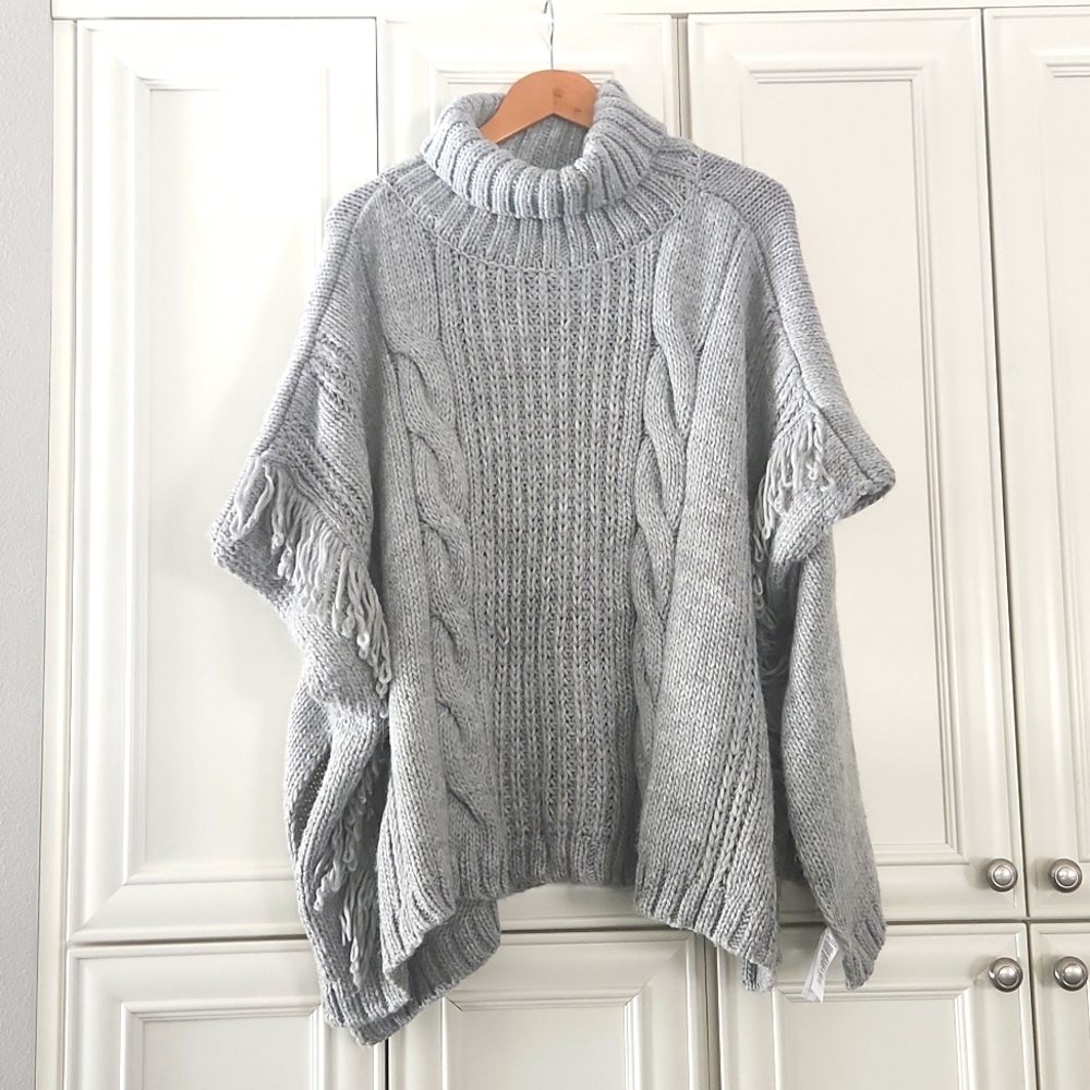 LOFT | Cable Knit Poncho - Picture 5 of 9